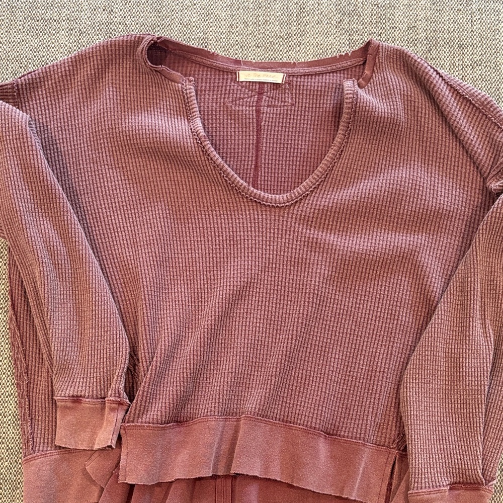 We the Free Free People Waffle Knit V-Neck Pullover Sweater in Dusty Mauve